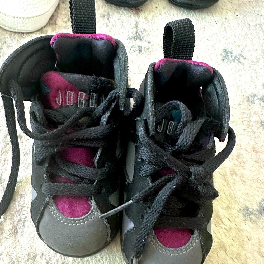 Toddler Air Jordan 7 Retro “Bordeaux” sneaker